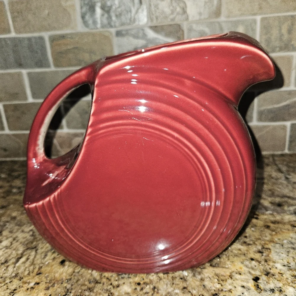 Fiesta Disc Pitcher Maroon Red Glaze Splotchy  Drink Fiestawear Fiestaware